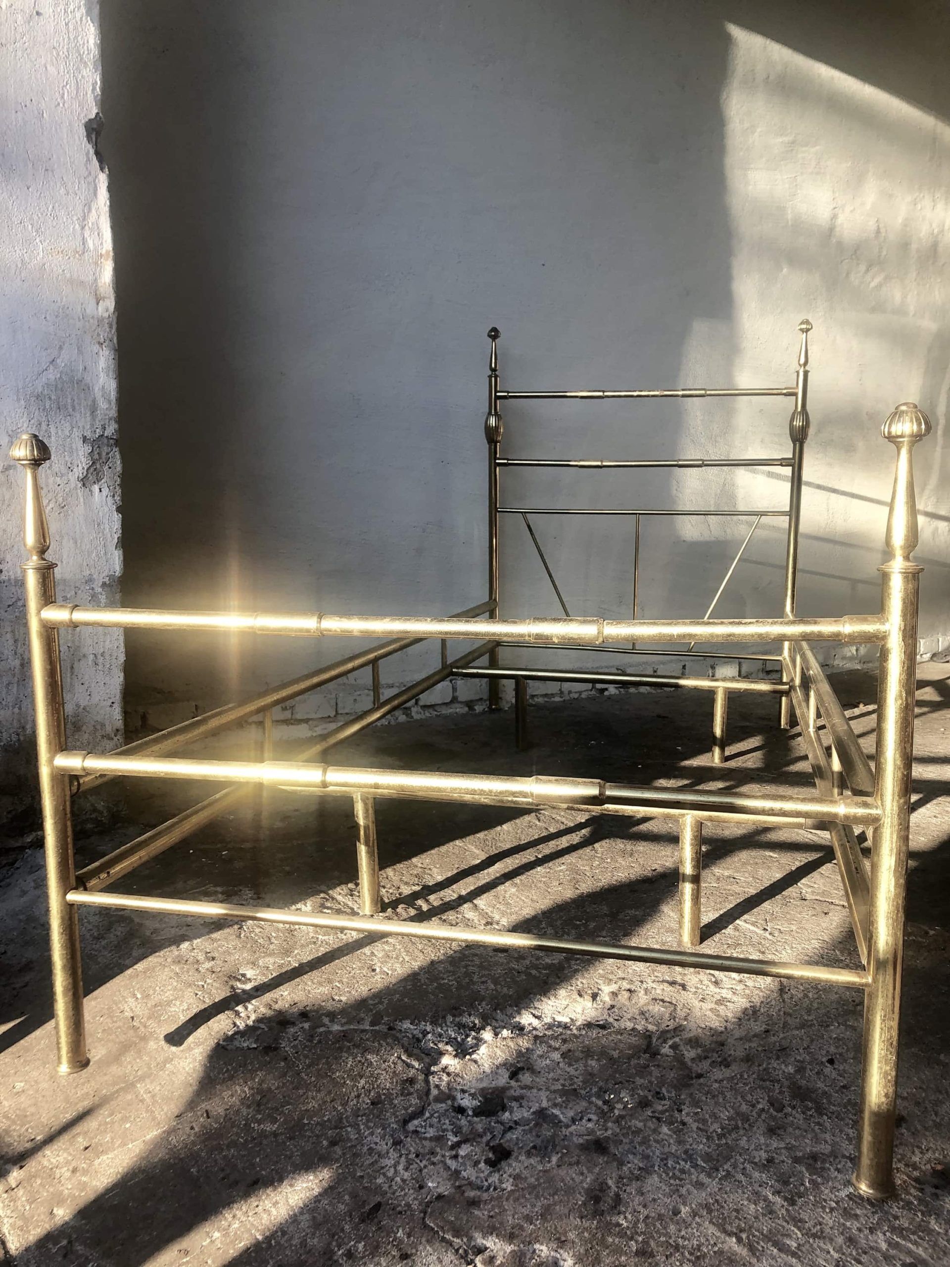 F7EEBF81-6850-4B50-A971-929121DA8FC5