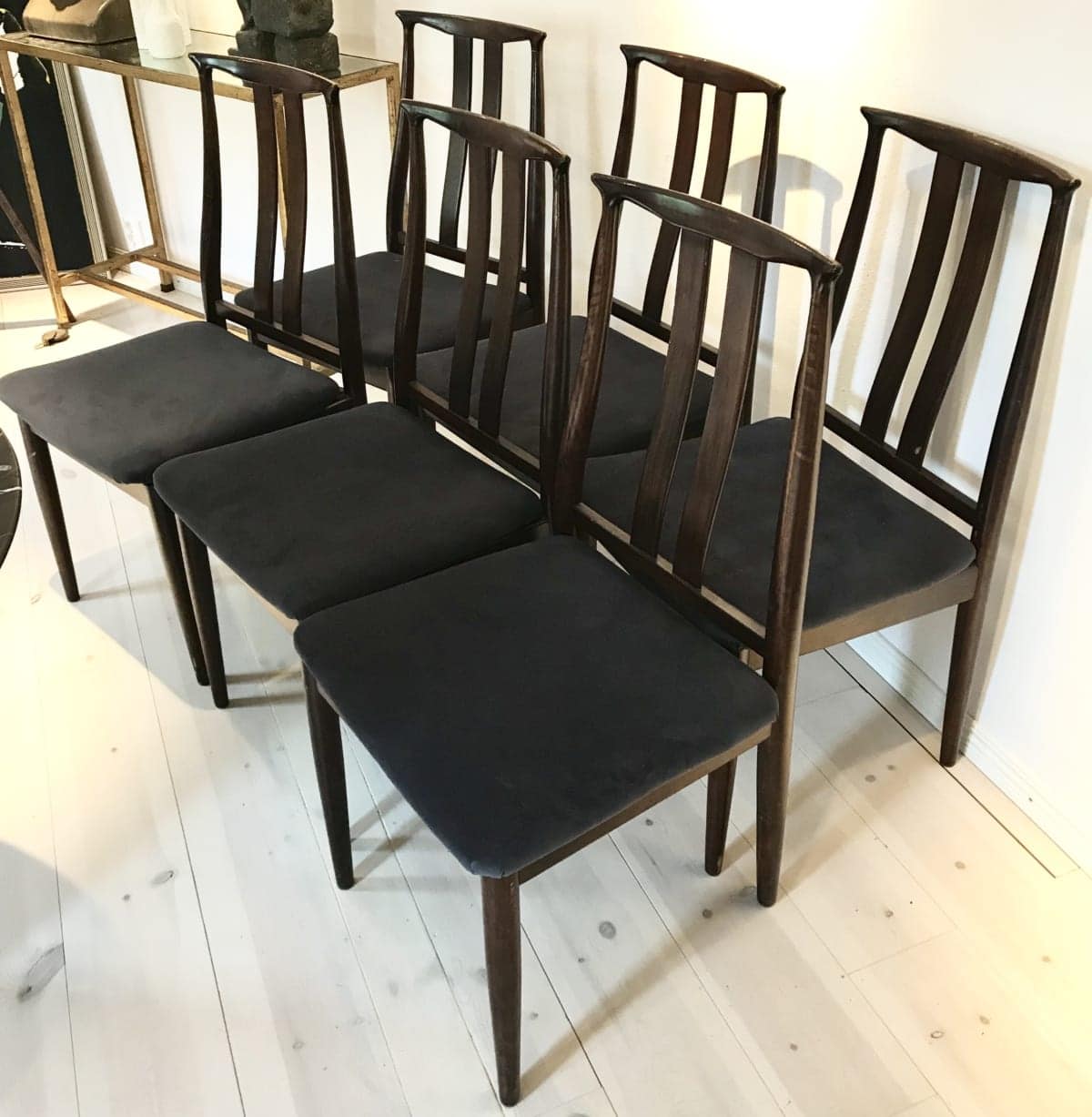 33E72BF1-F720-431F-8BFE-C1880B311C18