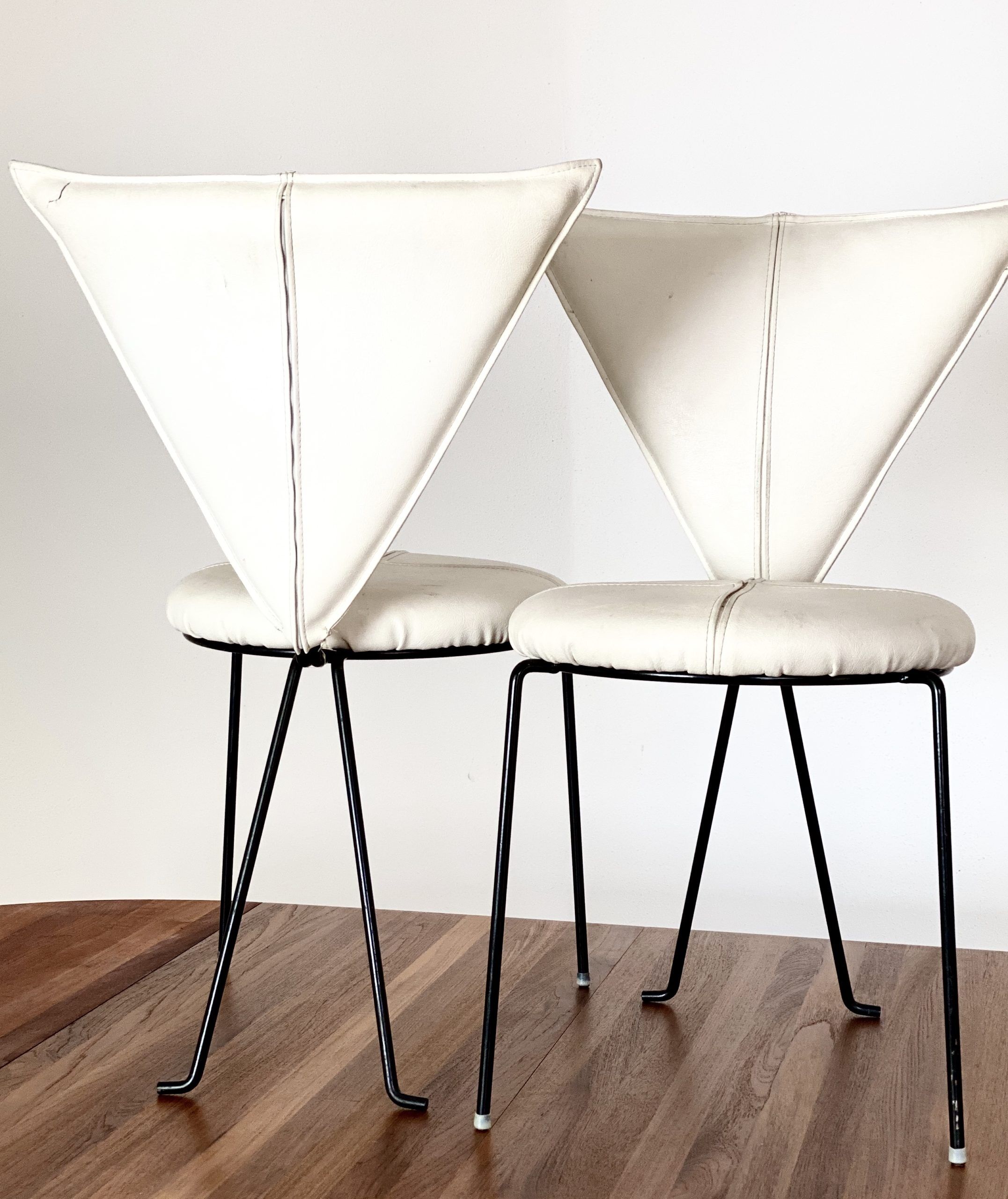 48BD081D-4836-4D98-8627-3C6627466916