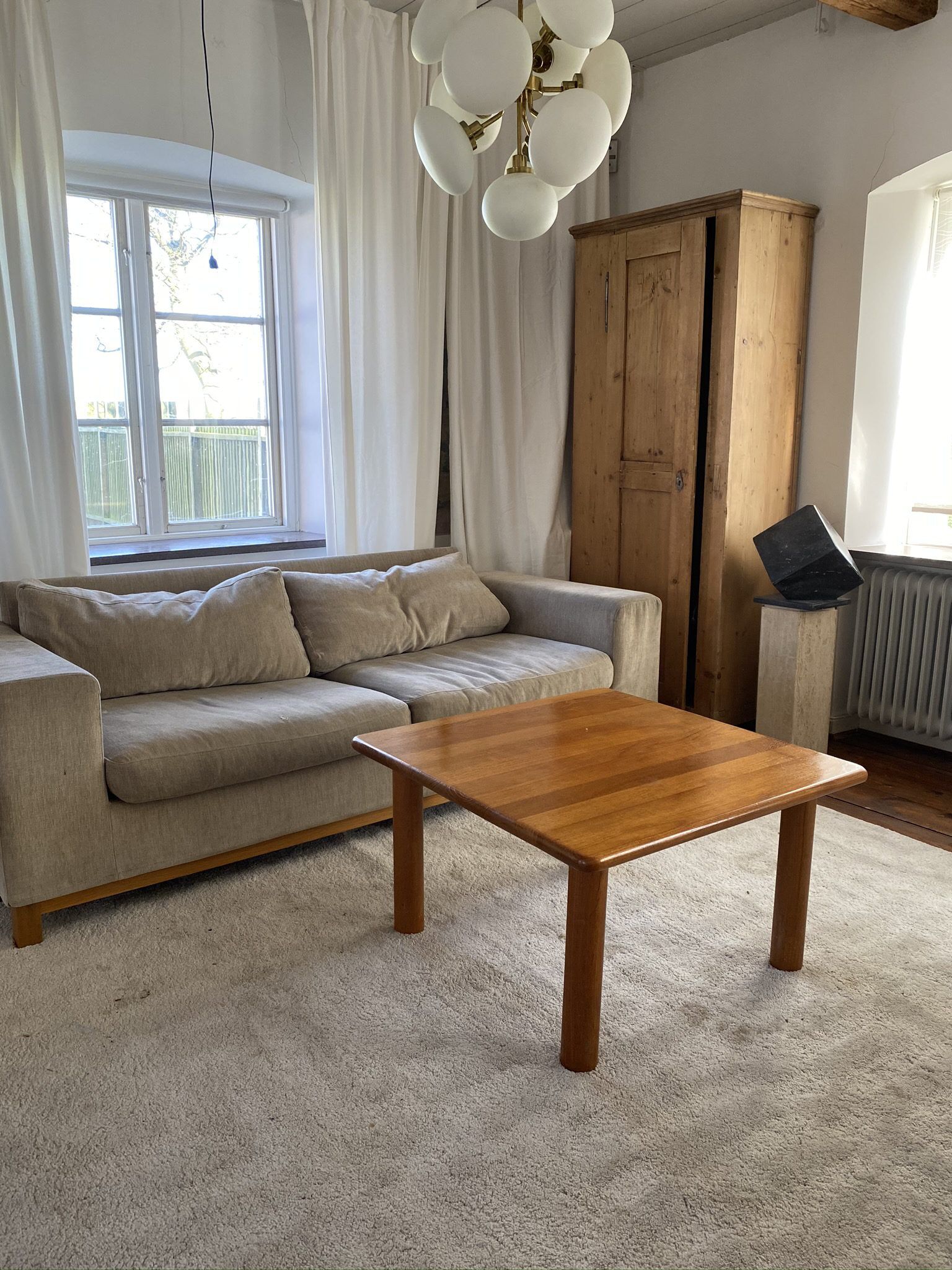 5DA7EFAE-306C-4CBC-ACDB-365557A0AA19