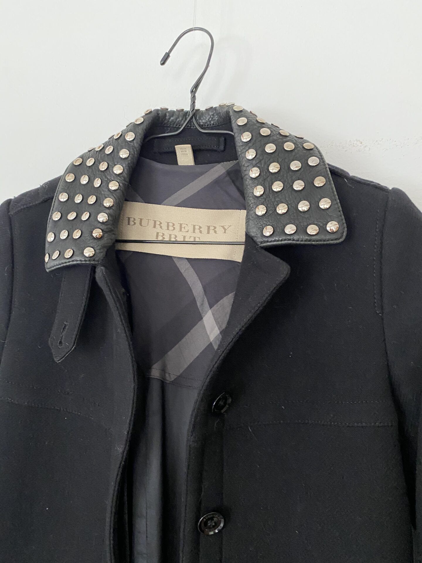 DD1D6825-F722-4143-B675-5FB8419A7E17