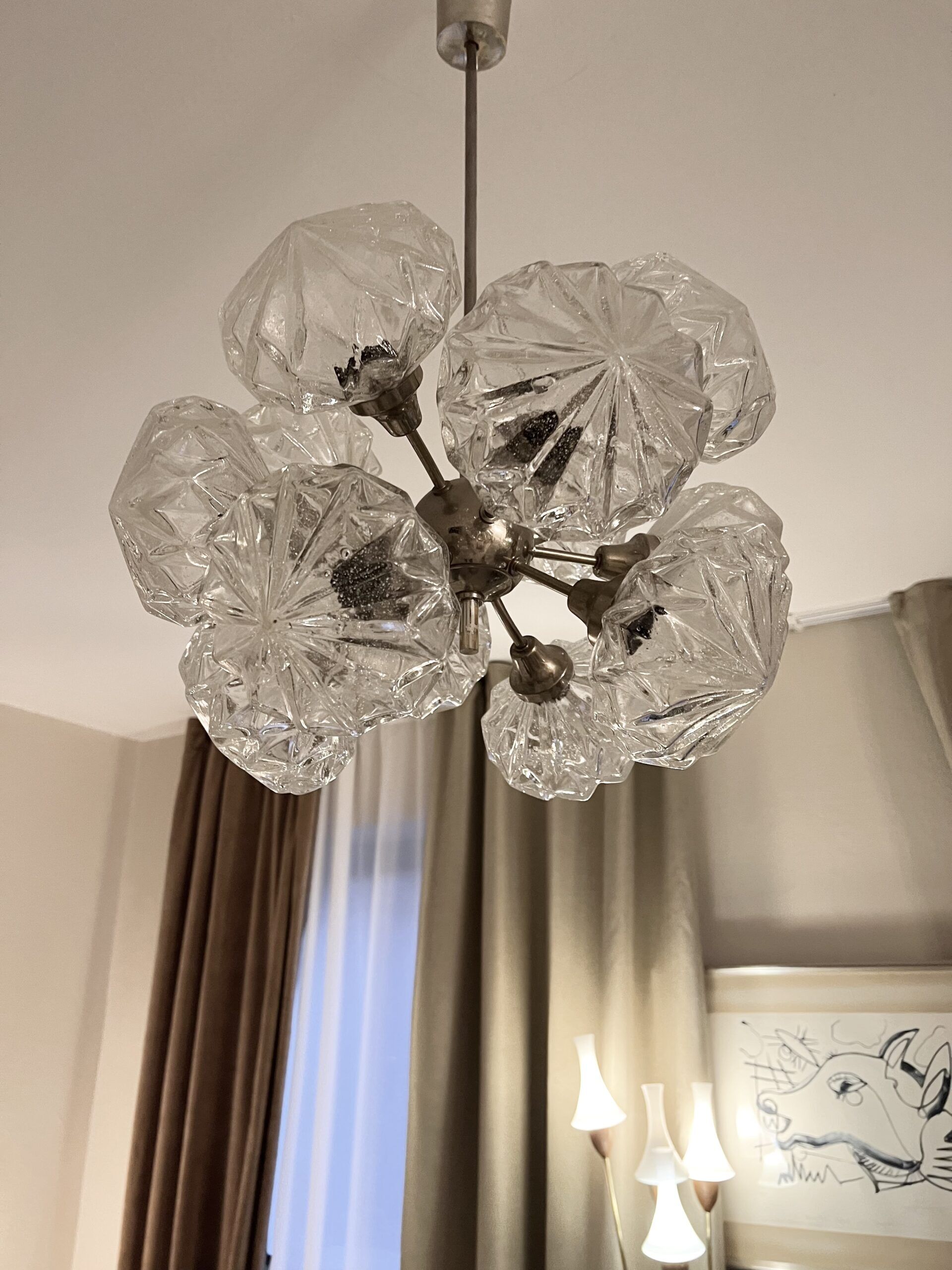 C1D06598-CD8A-418A-A4F5-1139E1CA84A1