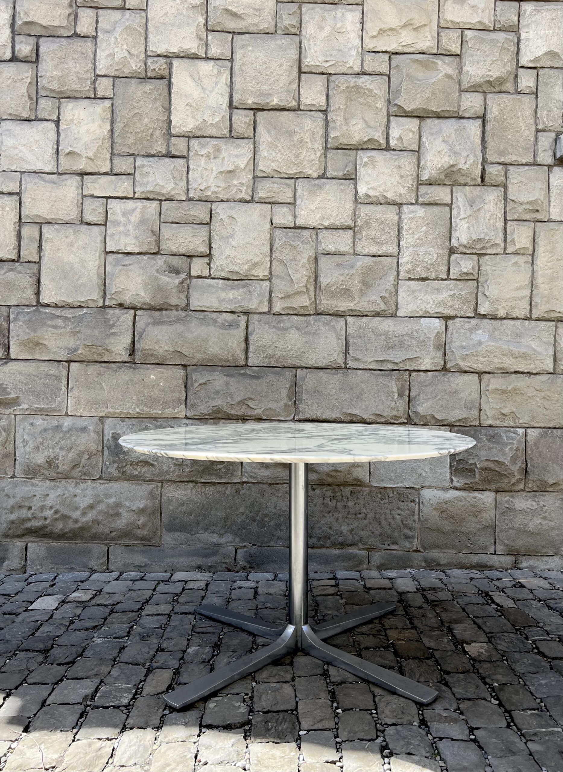 D9C15D94-8511-483E-9FA2-813A1CF7A4C8